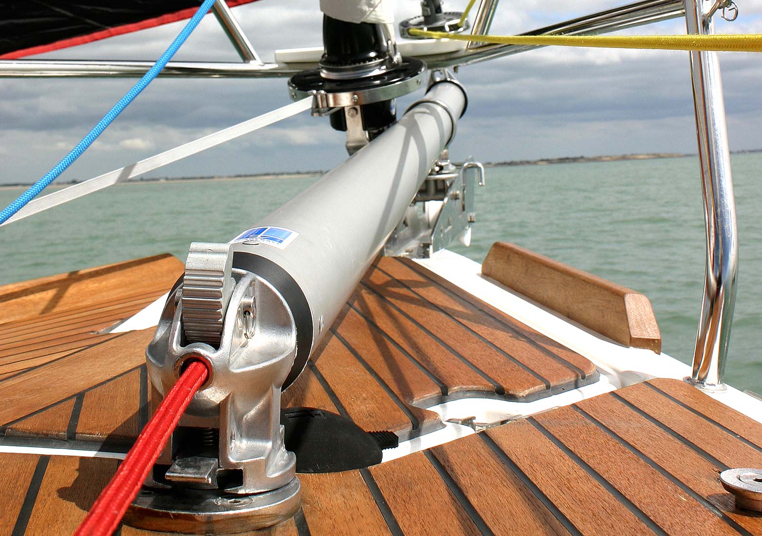 sailboat bowsprit design